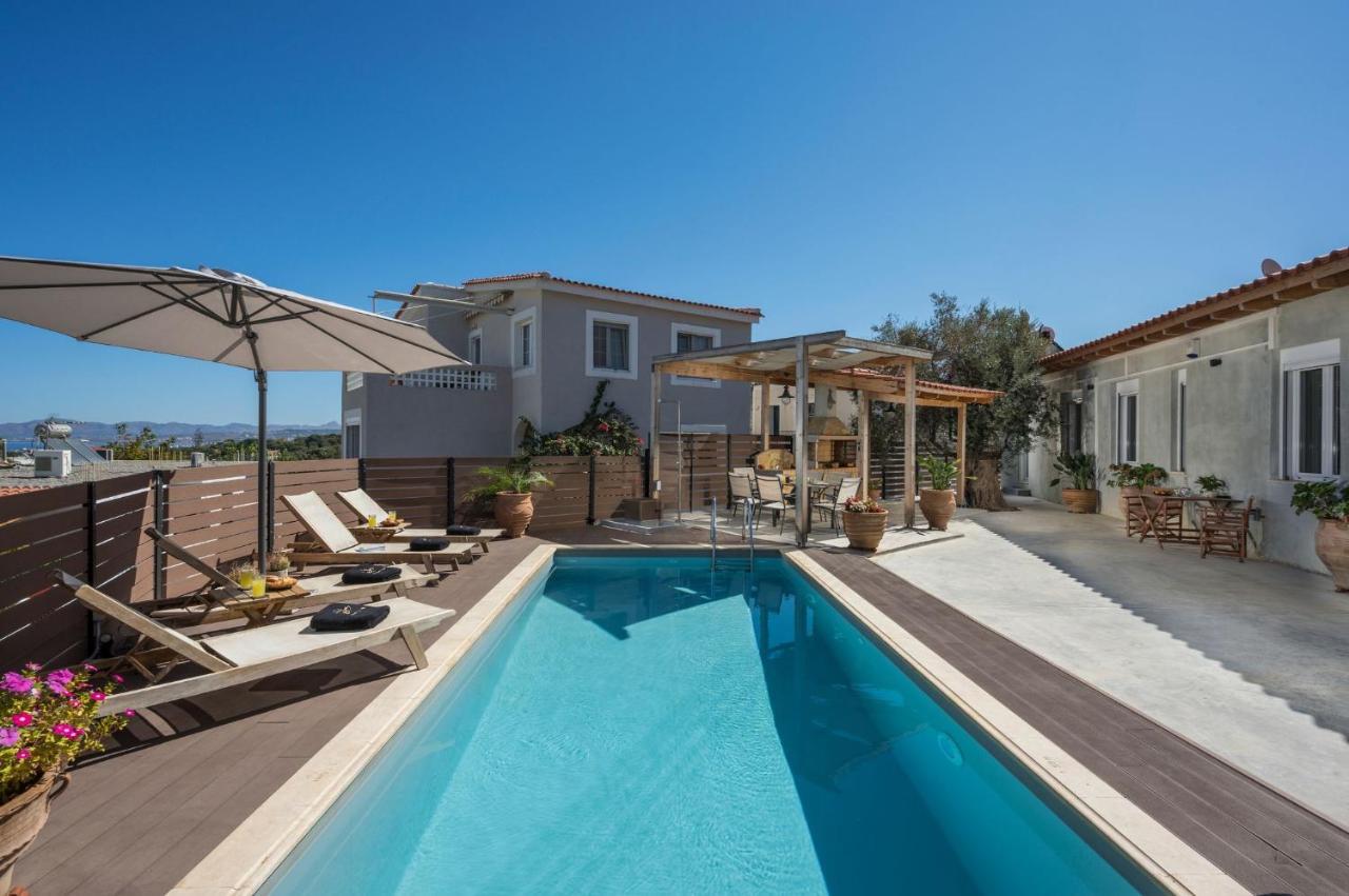 Villa Roxanne Galatas  Luaran gambar