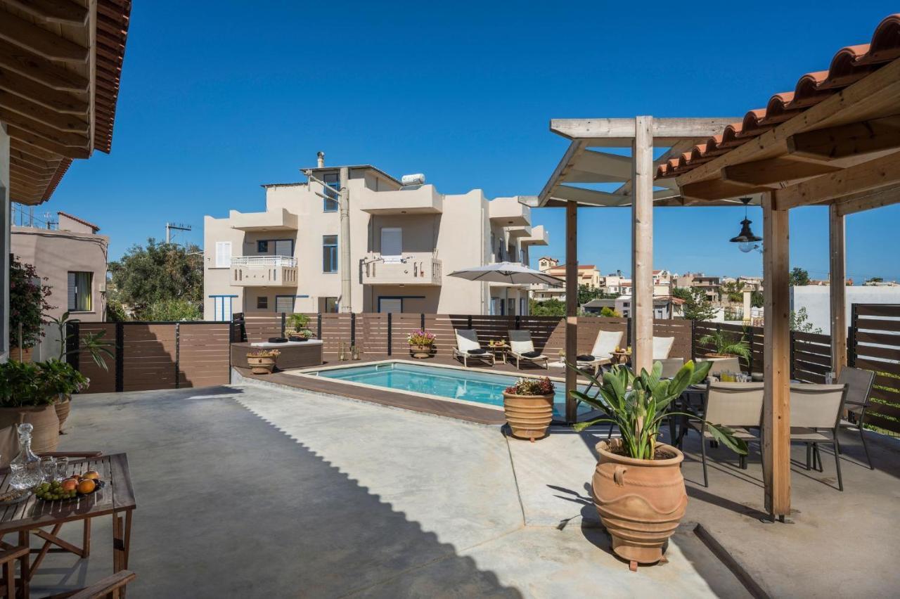 Villa Roxanne Galatas  Luaran gambar