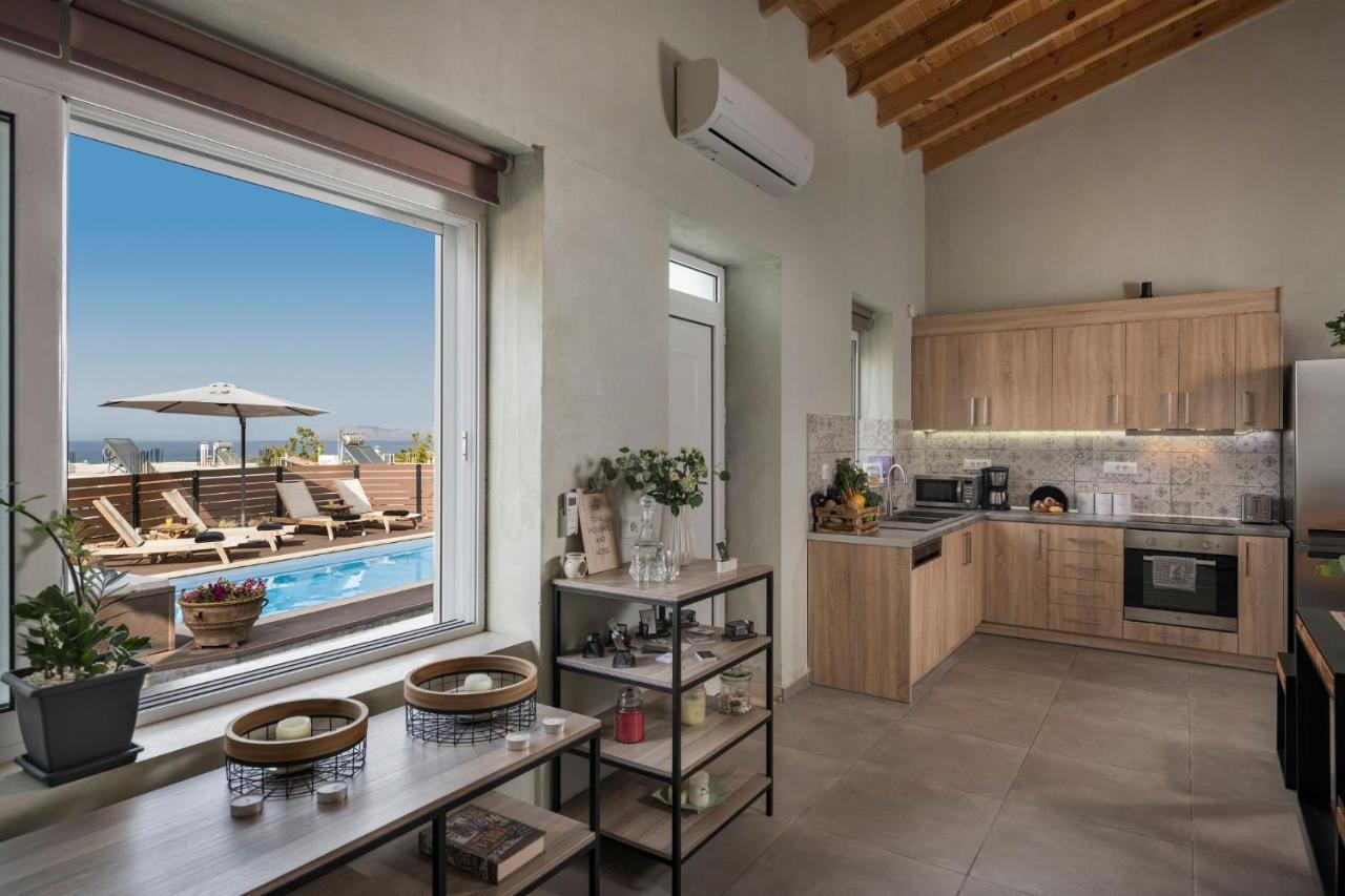 Villa Roxanne Galatas  Luaran gambar