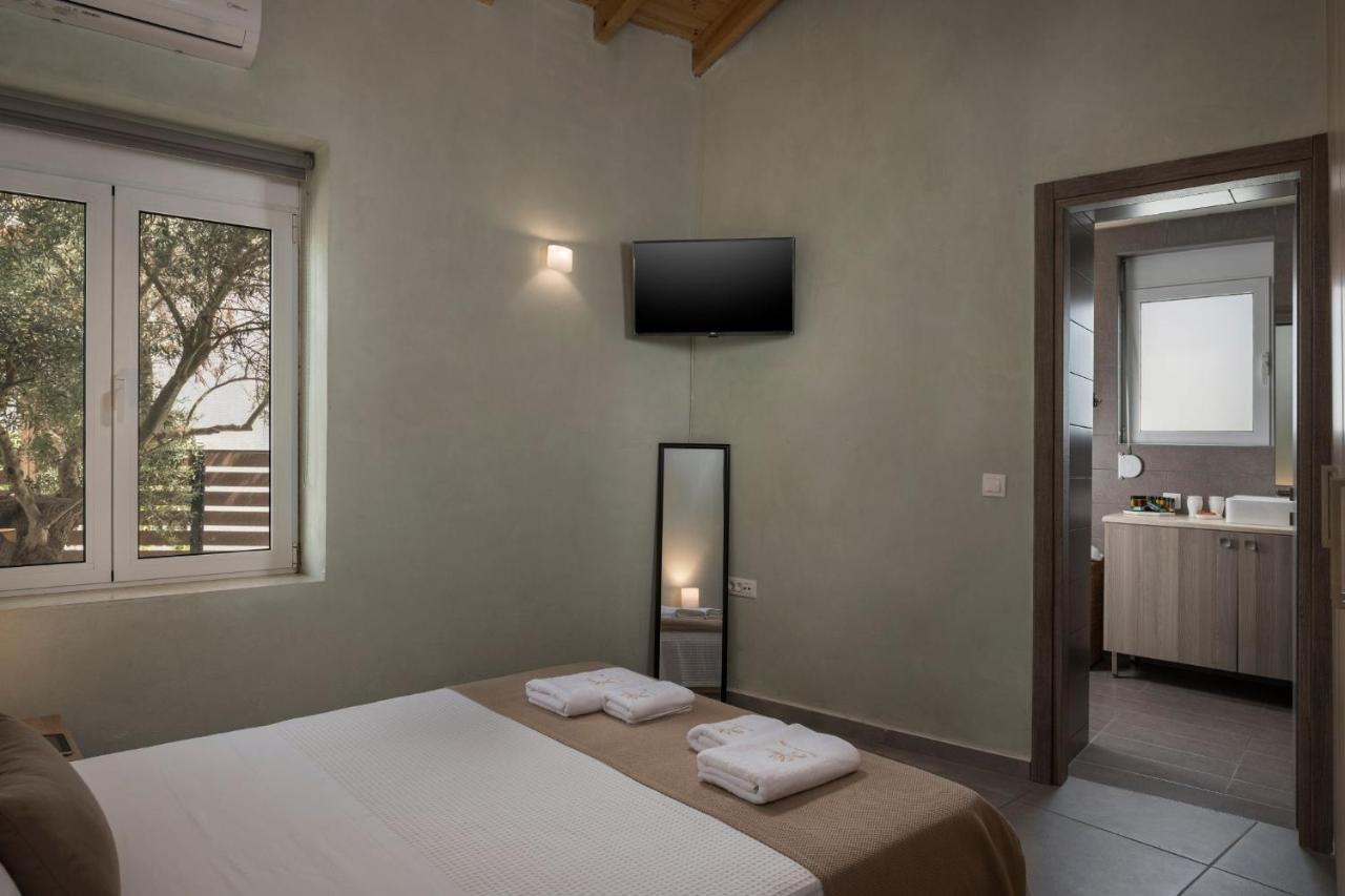 Villa Roxanne Galatas  Luaran gambar